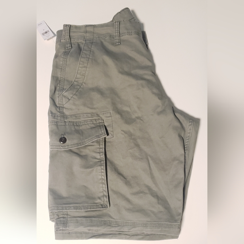 Gap khaki Cargo Shorts Mens